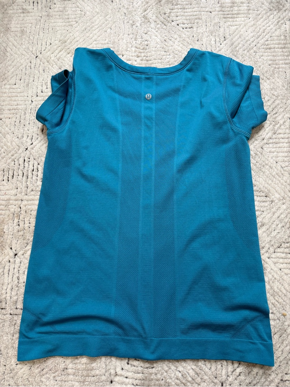 lululemon athletica Short Sleeve Tee in Teal Blue - Picture 3 of 3